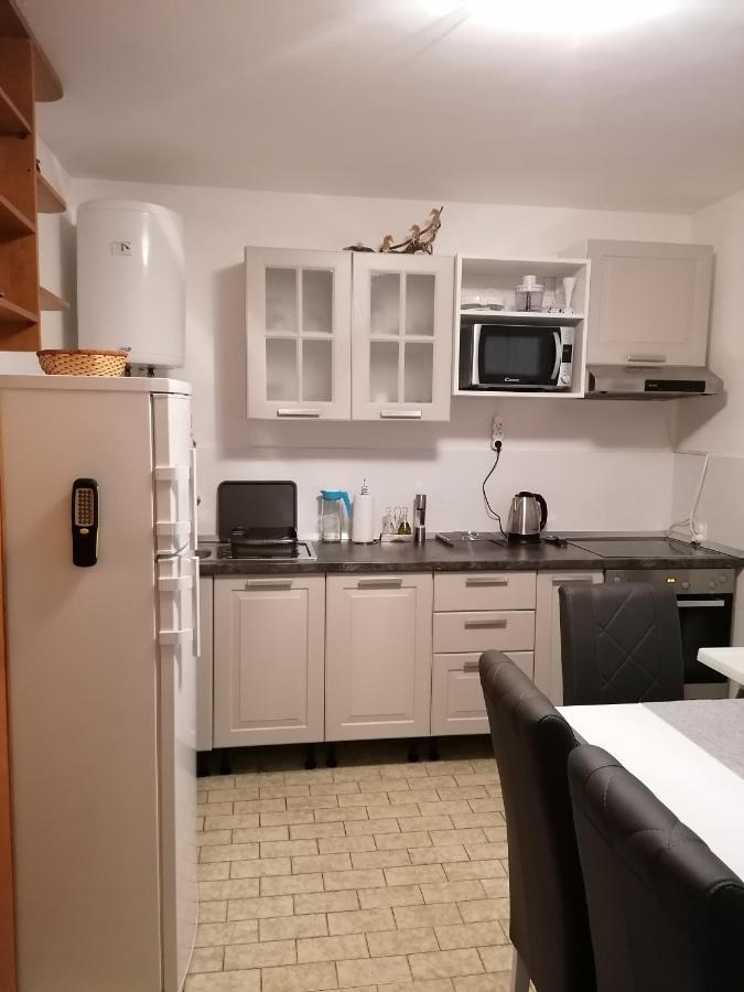 Apartman-Maja-Krk 克尔克 外观 照片